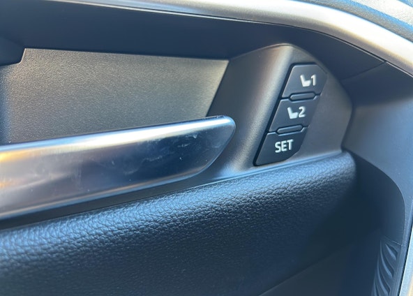 Vehicle image 11 Vehicle image 11