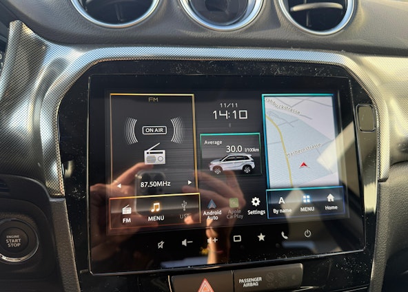 Vehicle image 17 Vehicle image 17