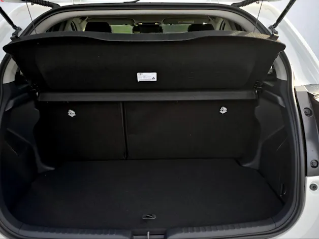 Toyota Yaris 1.5 VVT-i HSD Trend