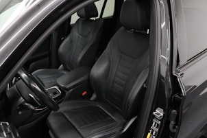 Vehicle image BMW X3 30e xDrive SAG