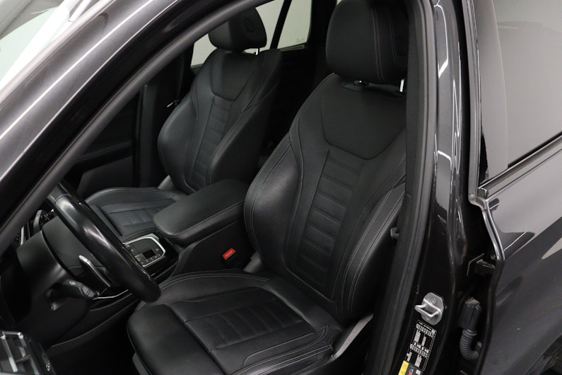 Vehicle image BMW X3