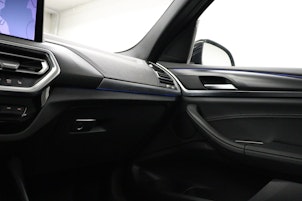 Vehicle image BMW X3 30e xDrive SAG