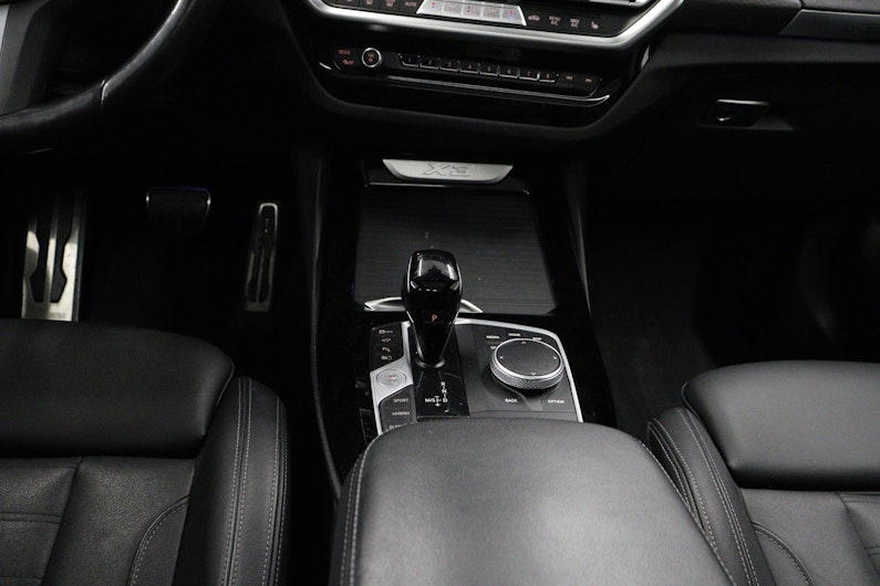 Vehicle image BMW X3