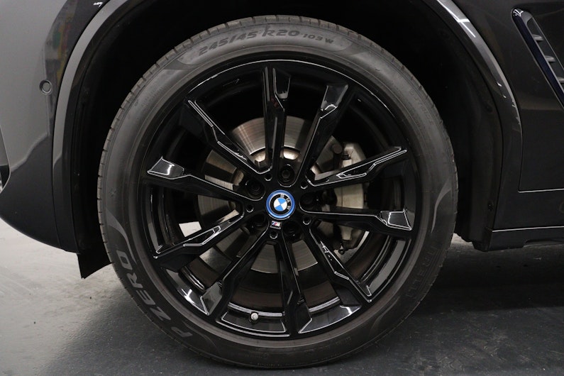 Vehicle image BMW X3