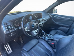 Vehicle image BMW X3 30e xDrive SAG