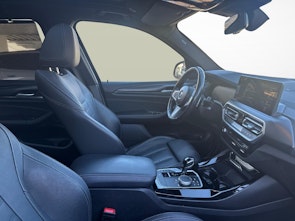 Vehicle image BMW X3 30e xDrive SAG