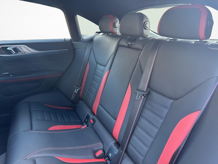 Vehicle image BMW i4