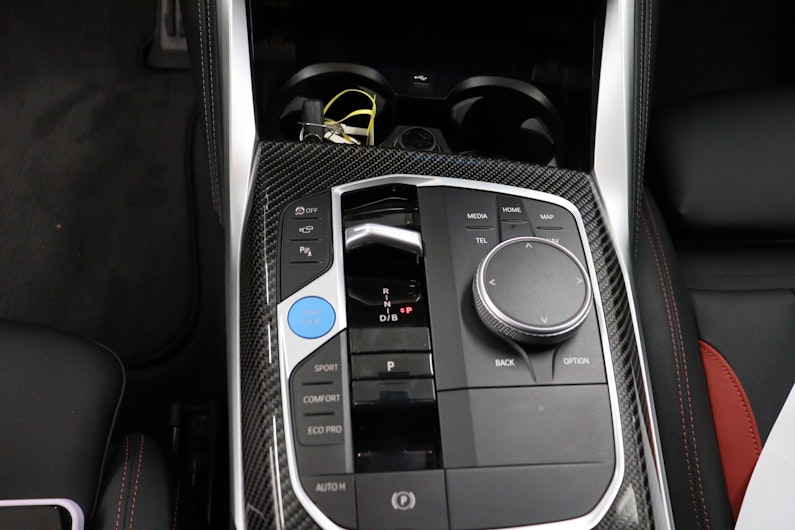 Vehicle image BMW i4