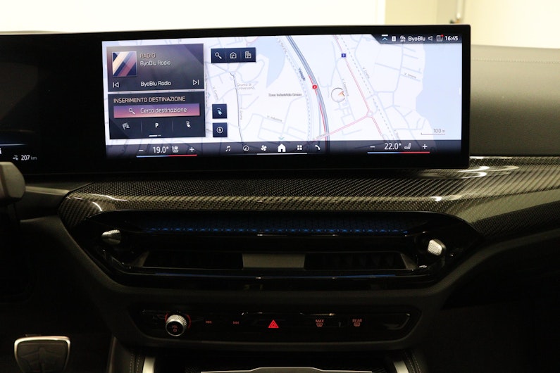 Vehicle image BMW i4