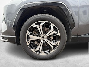 Fahrzeugbild TOYOTA RAV4 2.5 Plug-In-Hybrid Platinum