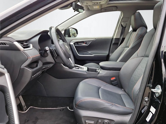 Vehicle image 2 Vehicle image 2