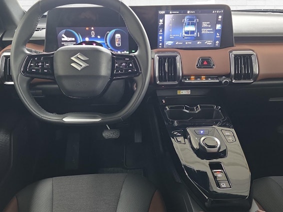 Vehicle image 11 Vehicle image 11