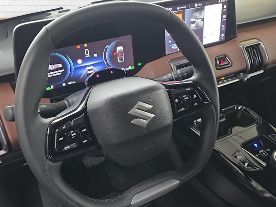 Vehicle image 8 Vehicle image 8