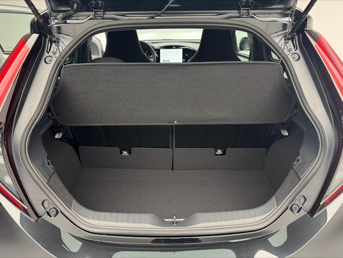 Vehicle image TOYOTA AYGO X