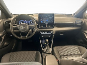 Vehicle image TOYOTA Yaris 1.5 VVT-i HSD Premium