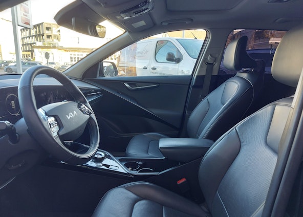 Vehicle image 15 Vehicle image 15