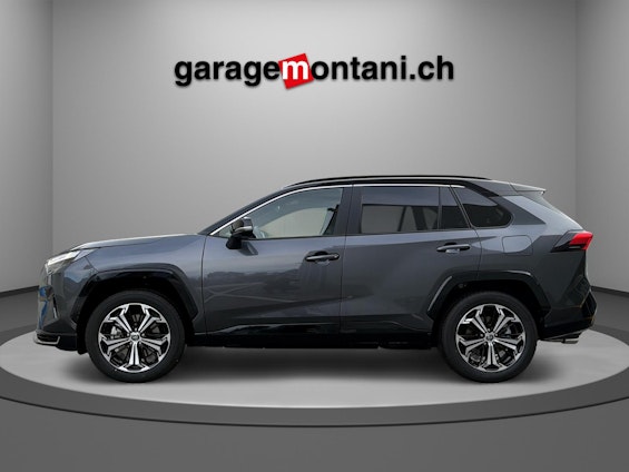 Vehicle image 4 Vehicle image 4