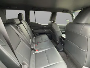 Toyota Land Cruiser 2.8 D 48V Style