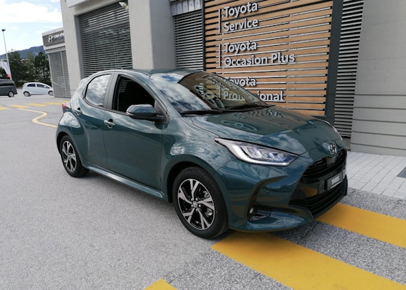 Vehicle image 4 Vehicle image 4