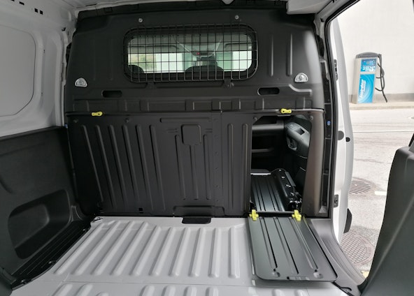 Vehicle image 7 Vehicle image 7