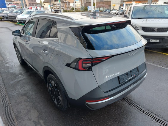 Vehicle image 14 Vehicle image 14