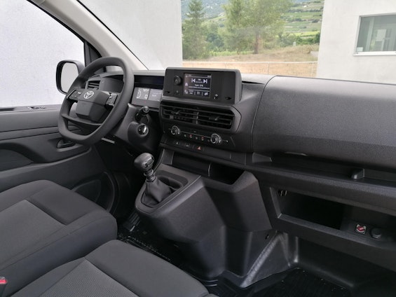 Vehicle image 11 Vehicle image 11