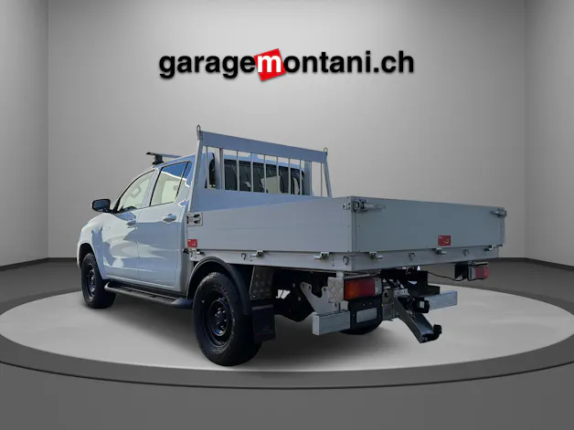 Toyota Hilux Double Cab.-Chassis 2.4 D-4D 150 Comfort