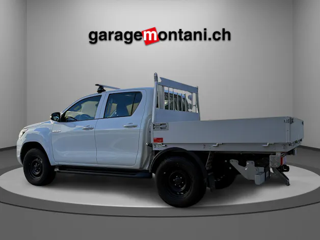Toyota Hilux Double Cab.-Chassis 2.4 D-4D 150 Comfort