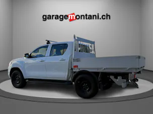 Toyota Hilux Double Cab.-Chassis 2.4 D-4D 150 Comfort