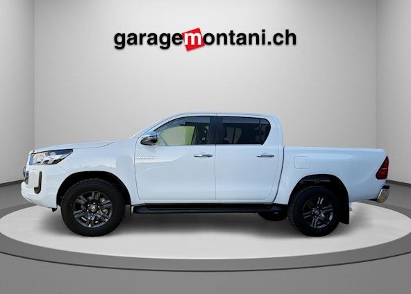 Vehicle image 4 Vehicle image 4