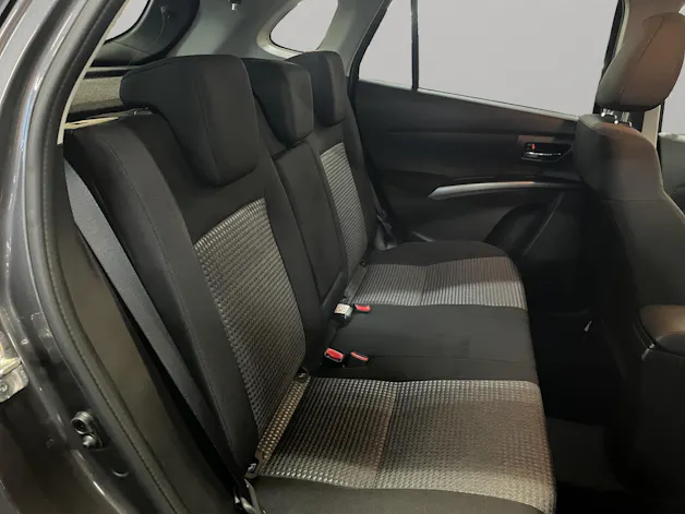 Suzuki S-Cross 1.5 Compact+ Hybrid 4x4