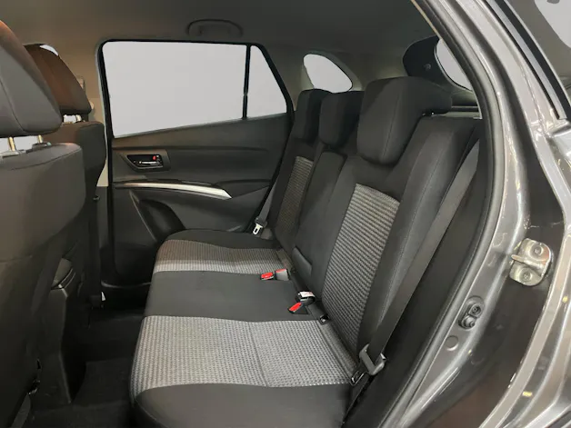 Suzuki S-Cross 1.5 Compact+ Hybrid 4x4