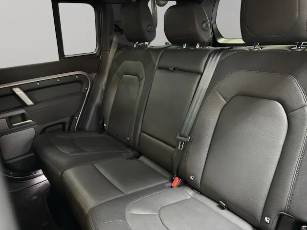 Land Rover Defender 110 3.0 D I6 X-Dynamic SE