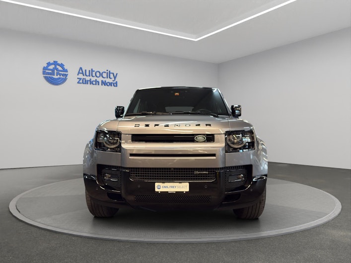 Vehicle image LAND ROVER DEFENDER