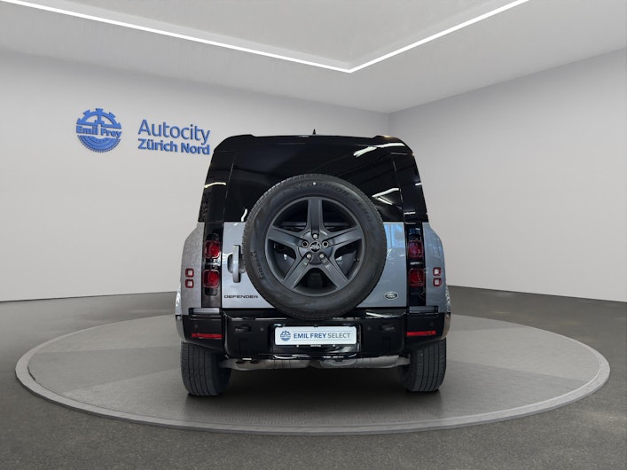 Vehicle image LAND ROVER DEFENDER