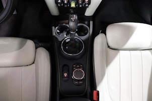 Vehicle image MINI Countryman F60 1.5i Cooper S E ALL4