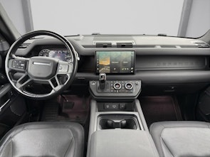 Vehicle image LAND ROVER Defender 90 3.0 D I6 300 X-Dynamic SE