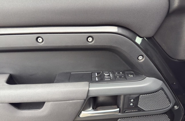 Vehicle image 9 Vehicle image 9