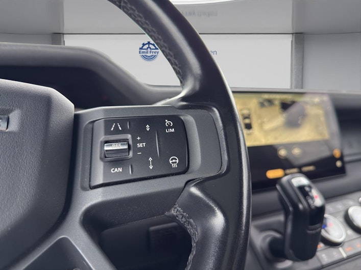 Vehicle image LAND ROVER DEFENDER