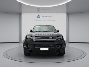 Vehicle image LAND ROVER Defender 90 3.0 D I6 300 X-Dynamic SE