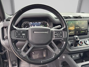 Vehicle image LAND ROVER Defender 90 3.0 D I6 300 X-Dynamic SE