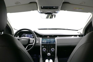 Vehicle image LAND ROVER Discovery Sport 2.0 SD4 200 SE