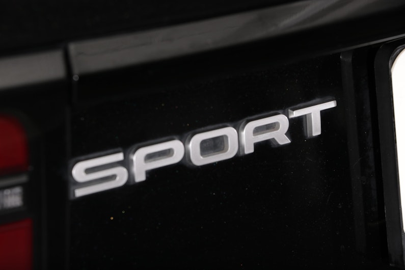 Vehicle image LAND ROVER DISCOVERY SPORT