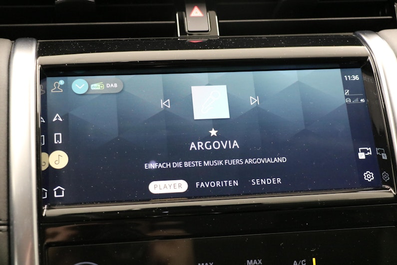 Vehicle image LAND ROVER DISCOVERY SPORT