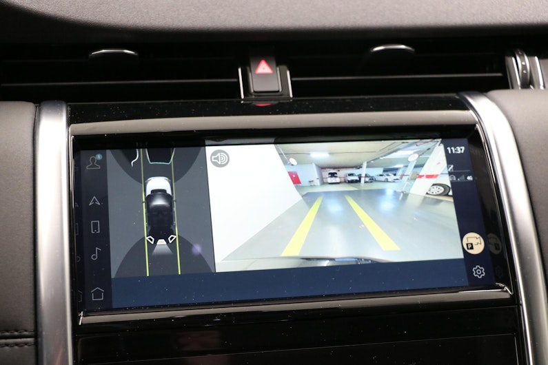 Vehicle image LAND ROVER DISCOVERY SPORT