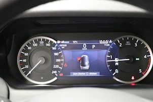 Vehicle image LAND ROVER Discovery Sport 2.0 SD4 200 SE