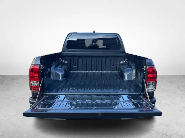 Toyota Hilux Double Cab.-Pick-up 2.4 D-4D 150 Style