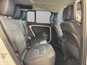 Vehicle image LAND ROVER Defender 110 3.0 D I6 S