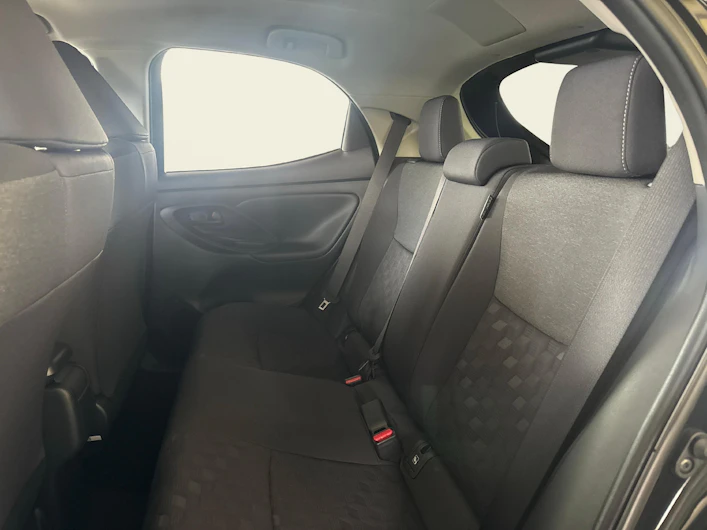 Fahrzeugbild TOYOTA YARIS