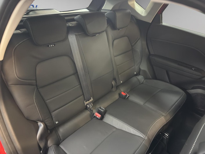 Vehicle image MITSUBISHI ASX